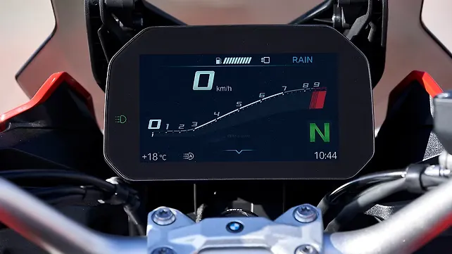 BMW F900XR Instrument cluster