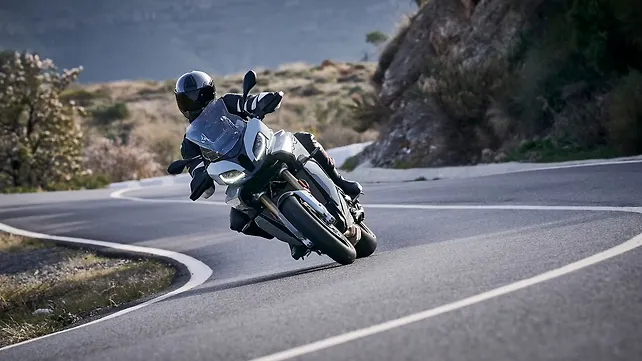 BMW S 1000 XR Action BMW S 1000 XR Action