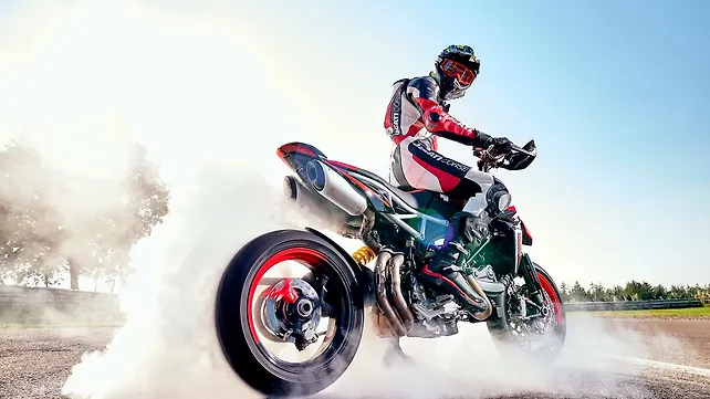 Ducati Hypermotard 950 Action