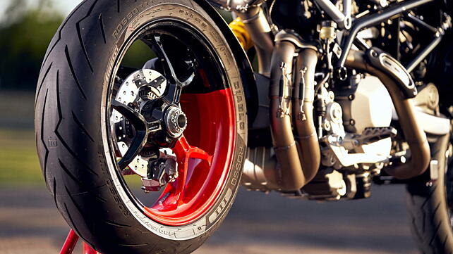 Ducati Hypermotard 950 Wheels-Tyres