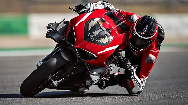 Ducati Panigale V4 Action Ducati Panigale V4 Action