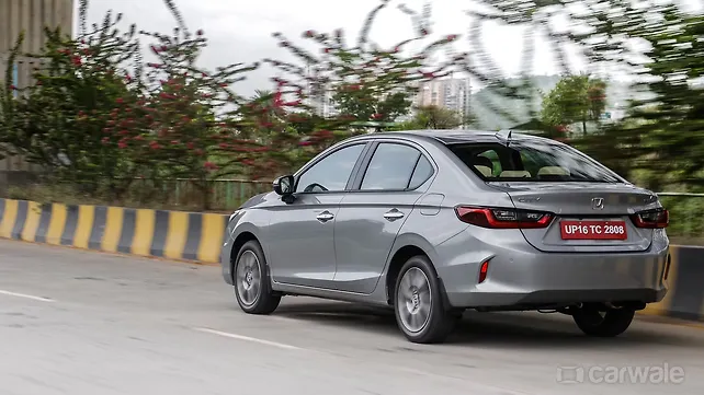 Honda All New City Левый задний три четверти Левая задняя три четверти