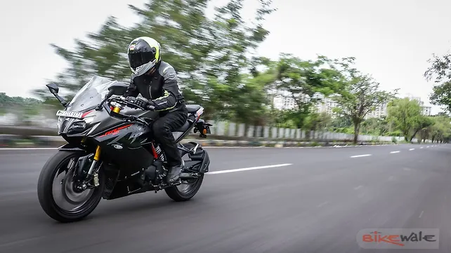 TVS Apache RR310 Action TVS Apache RR310 Action
