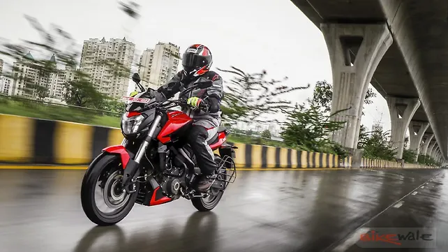 Bajaj Dominar 250 Action Bajaj Dominar 250 Action