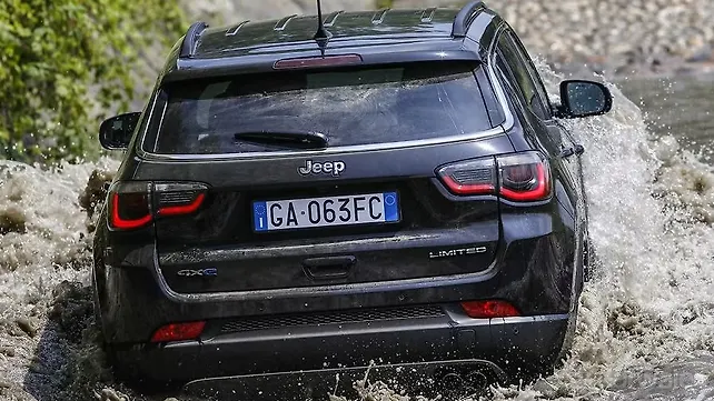 Jeep Compass Rear view Jeep Compass Rear view