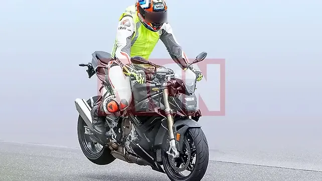 BMW S 1000 R Front three-quarter BMW S 1000 R Front three-quarter