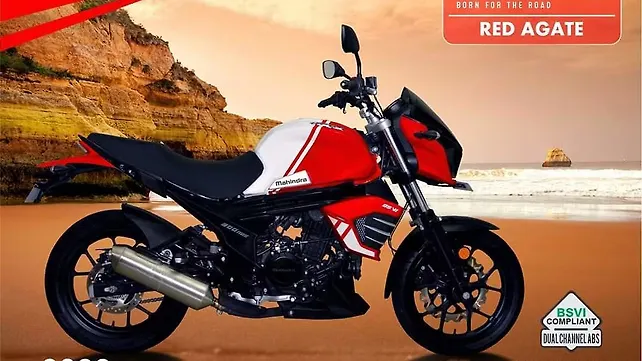 Mahindra Mojo Right Side Mahindra Mojo Right Side