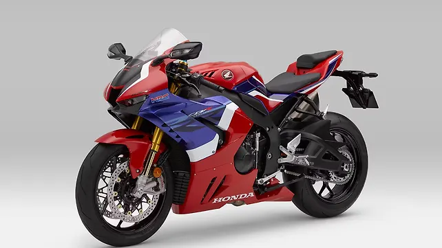 Honda CBR1000RR Fireblade Left Front Three Quarter Honda CBR1000RR Fireblade Left Front Three Quarter