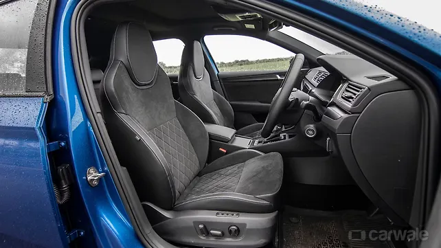 Skoda Superb Front Row Seats Skoda Superb Front Row Seats