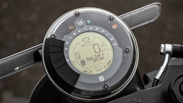 Husqvarna Vitpilen 250 Price - Mileage 
