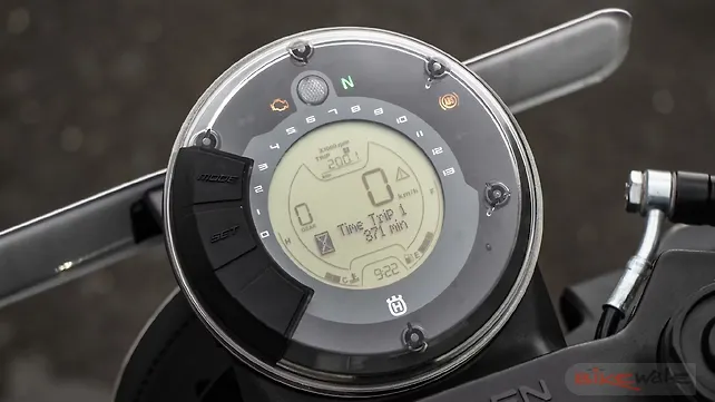 Husqvarna Vitpilen 250 Instrument cluster