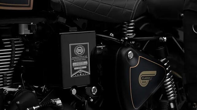 Royal Enfield Classic 500 Side Panel