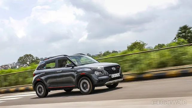 Hyundai Venue Right Front Three Quarter Right Front Three Quarter