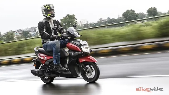 Yamaha Ray ZR 125 Action