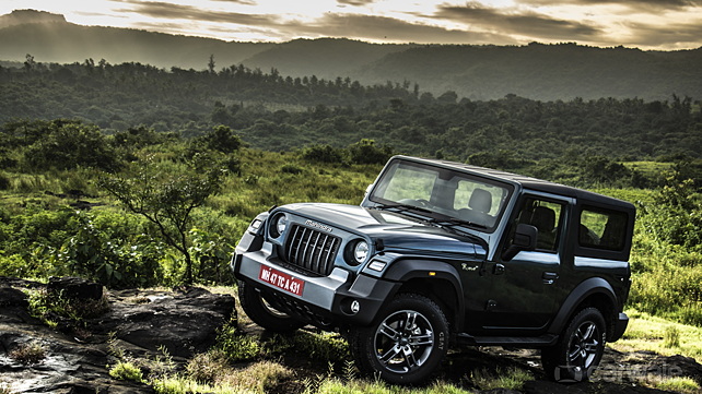 Mahindra Thar 2020 avant droit trois quarts Trois quarts avant droit
