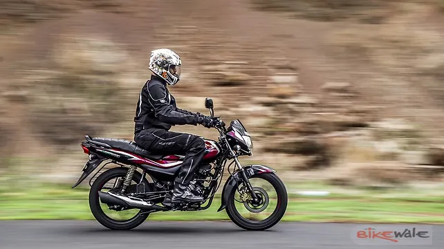 Bajaj Platina 100 action Bajaj Platina 100 action