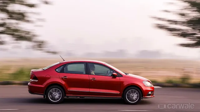 Volkswagen Vento Right Side View Right Side View