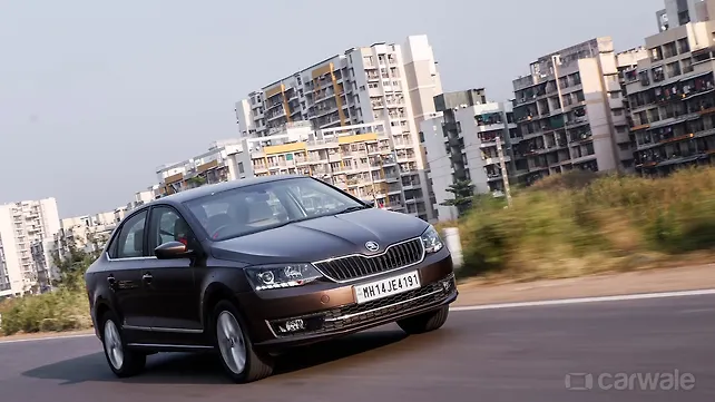 Skoda Rapid TSI Right Front Three Quarter right front three quarters