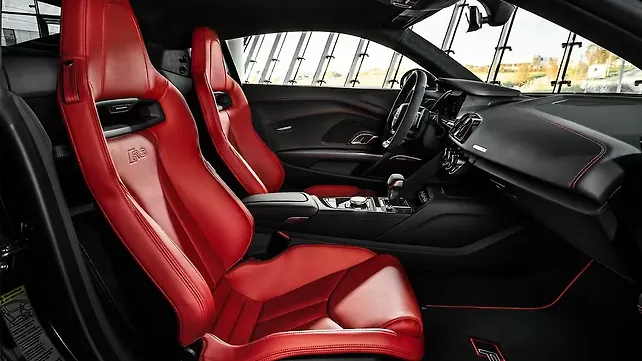 Audi R8 Front Row Seats Audi R8 Front Row Seats