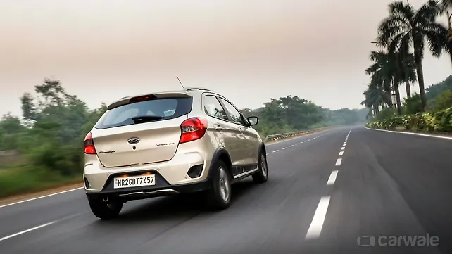 Right Rear Three Quarter