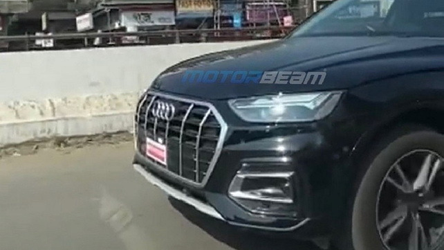 Audi Q2 avant gauche trois quarts