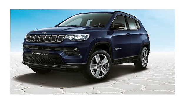 Jeep Compass avant gauche trois quarts