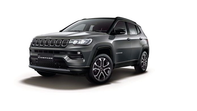 Jeep Compass avant gauche trois quarts