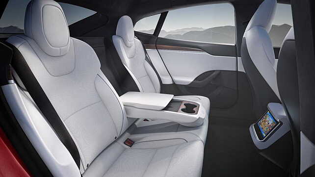 تسلا ، خودروی سدان مدل S خود را به روز کرد؛ نسخه ای قدرتمندتر و سریعتر تحت فرمان شماست!