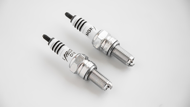 ngk iridium spark plug for interceptor 650