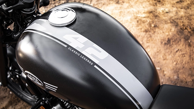 jawa 42 tank cover