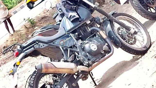 Royal Enfield Hunter 350 Spotted Again Accompanied By Himalayan Bikewale