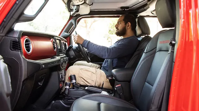 Jeep Wrangler Front Row Seats