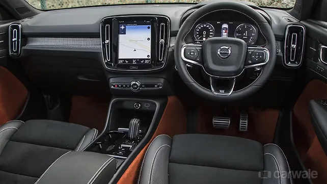 Панель приборов Volvo XC40 Панель приборов Volvo XC40