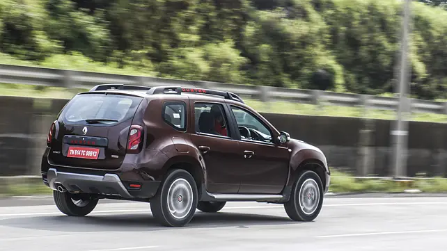 Renault Duster Right Rear Three Quarter Renault Duster Right Rear Three Quarter