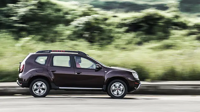 Renault Duster Right Side View Renault Duster Right Side View