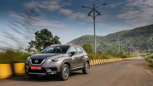 Nissan Kicks Left Front Three Quarter