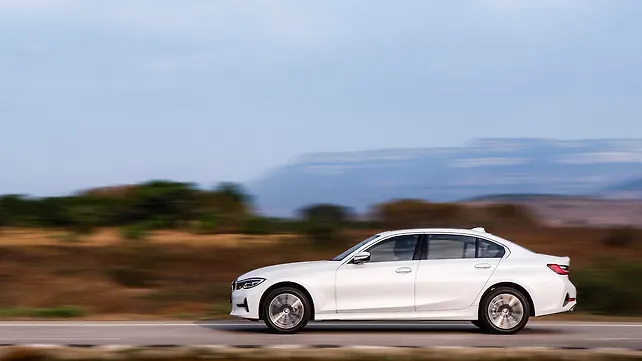 BMW 3 Series Gran Limousine Left Side View BMW 3 Series Gran Limousine Left Side View