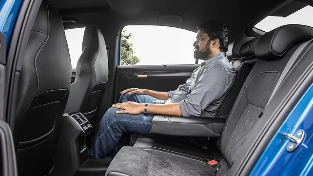 Skoda Superb Second Row Seats Skoda Superb Second Row Seats