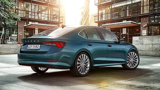 Skoda New Octavia правая задняя три четверти Skoda New Octavia правая задняя три четверти