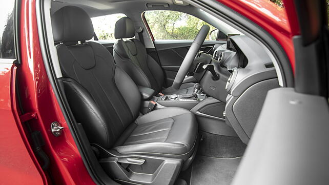 Audi Q2 Front Row Seats