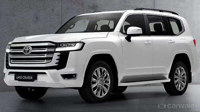 Toyota Land Cruiser Левая передняя три четверти Toyota Land Cruiser Левая передняя три четверти