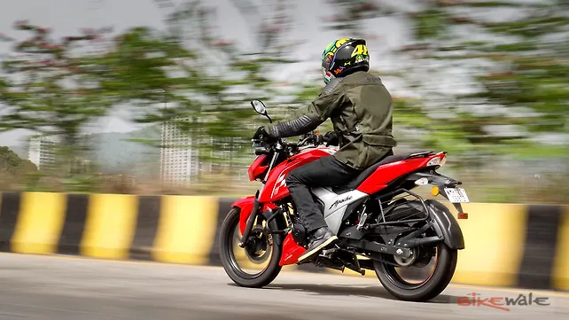 Tvs Apache Rtr 160 4v Price Bs6 Mileage Images Colours Specs Bikewale