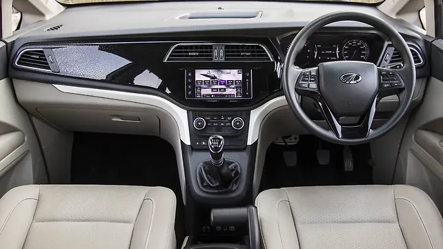 Mahindra Marazzo Dashboard