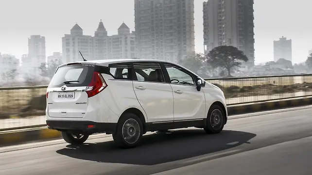 Mahindra Marazzo Right Rear Three Quarter Mahindra Marazzo Right Rear Three Quarter