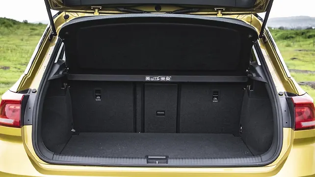 Volkswagen T-Roc Bootspace