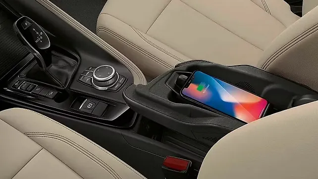 Center Console/Centre Console Storage Center Console/Centre Console Storage