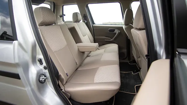 Rear Seats Rear Seats