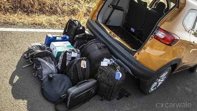 Open Boot / Trunk Open Boot / Trunk