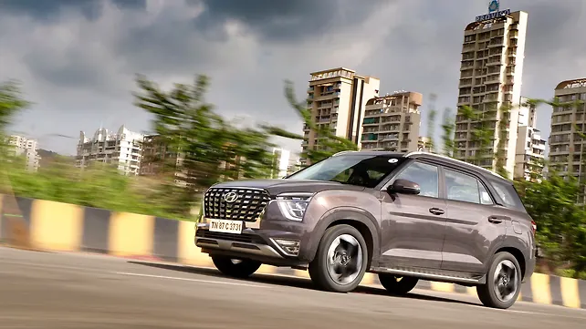 Hyundai Alcazar Left Front Three Quarter Hyundai Alcazar Left Front Three Quarter