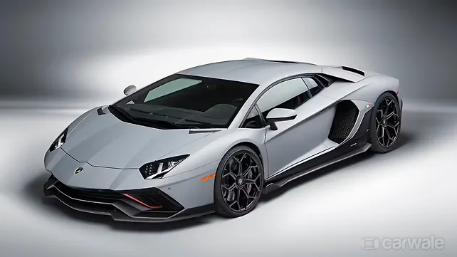 Lamborghini Aventador front left three quarters Lamborghini Aventador front left three quarters